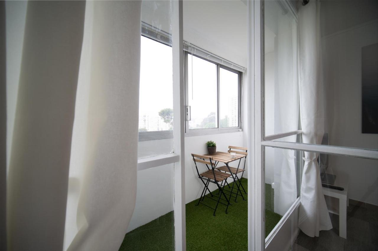 Appartement Tout Equipe Parking Balcon 2 Chambres Marseille Exterior photo