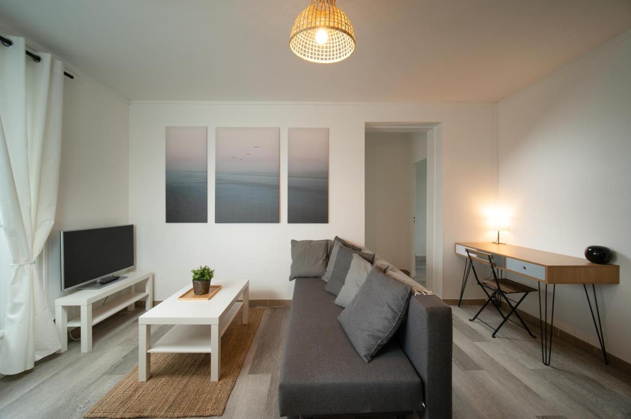 Appartement Tout Equipe Parking Balcon 2 Chambres Marseille Exterior photo